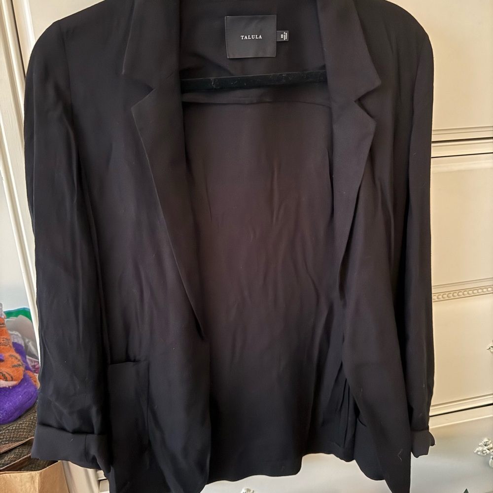 Aritzia Talula Black Blazer